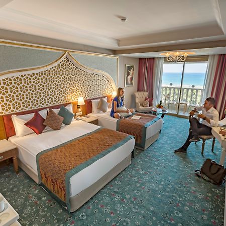 Royal Taj Mahal Hotel Sidé Extérieur photo