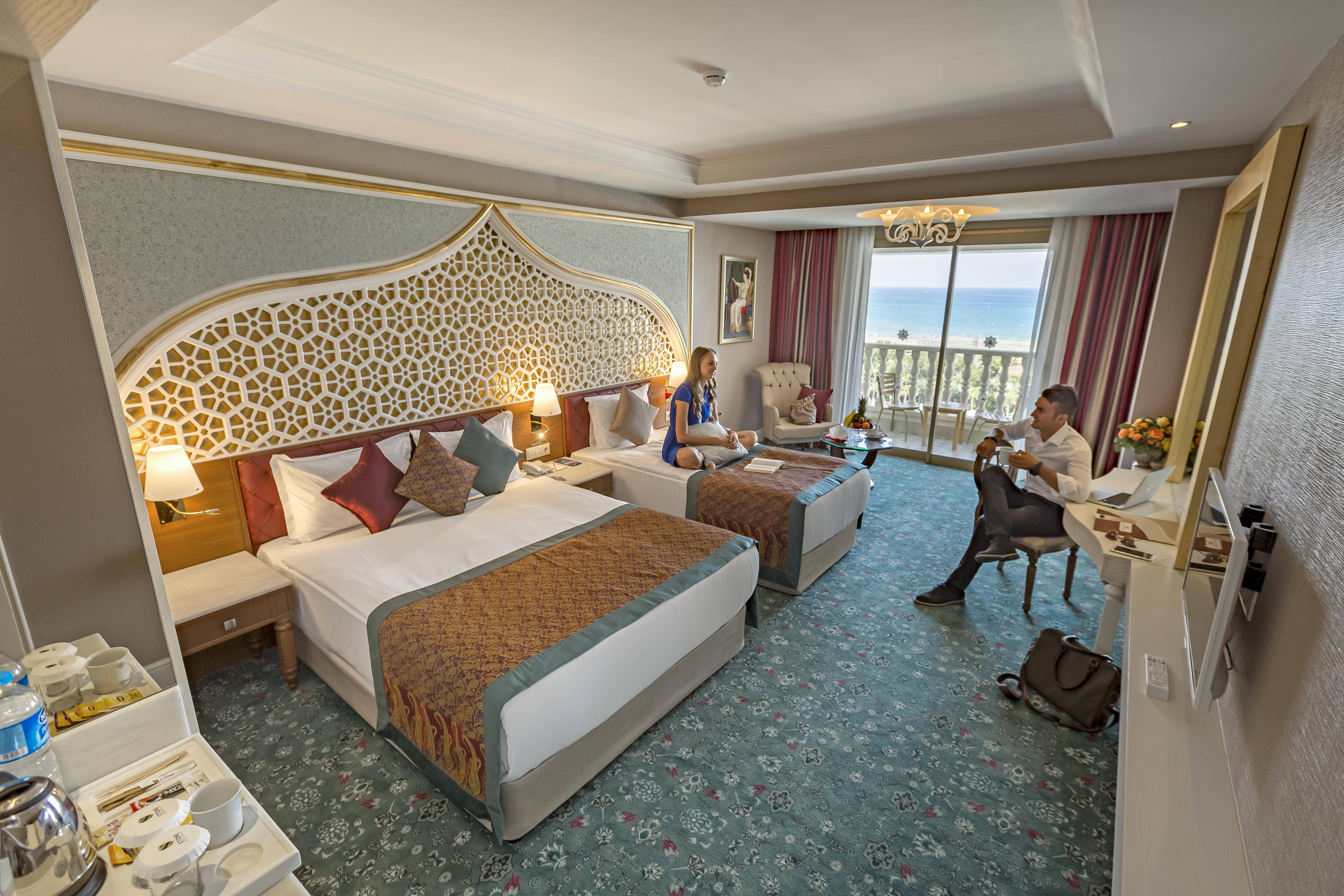Royal Taj Mahal Hotel Sidé Extérieur photo