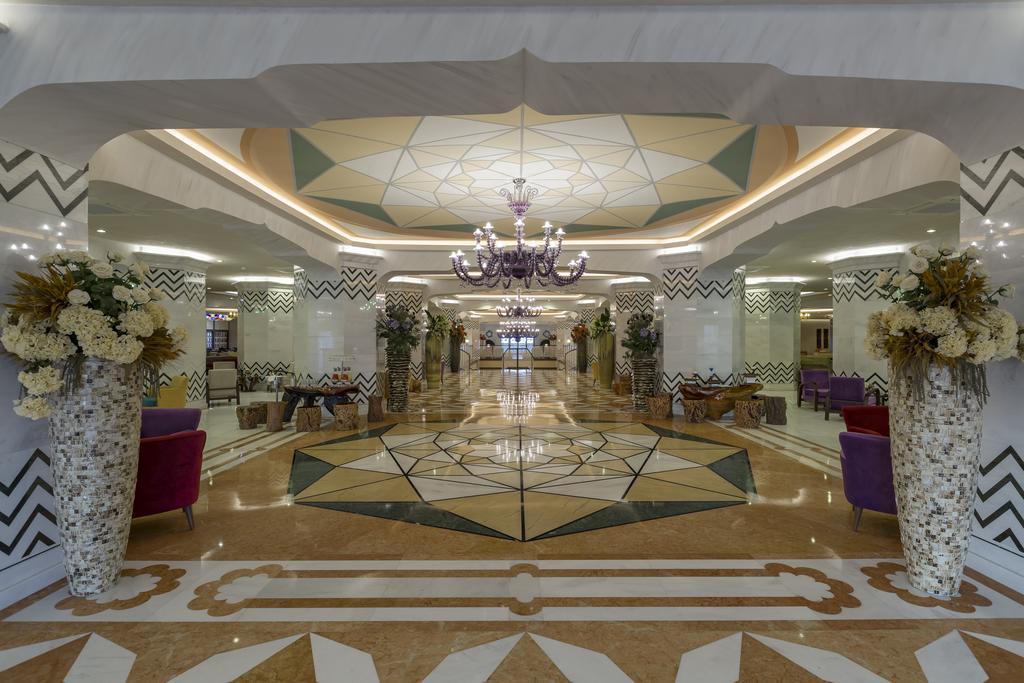Royal Taj Mahal Hotel Sidé Extérieur photo