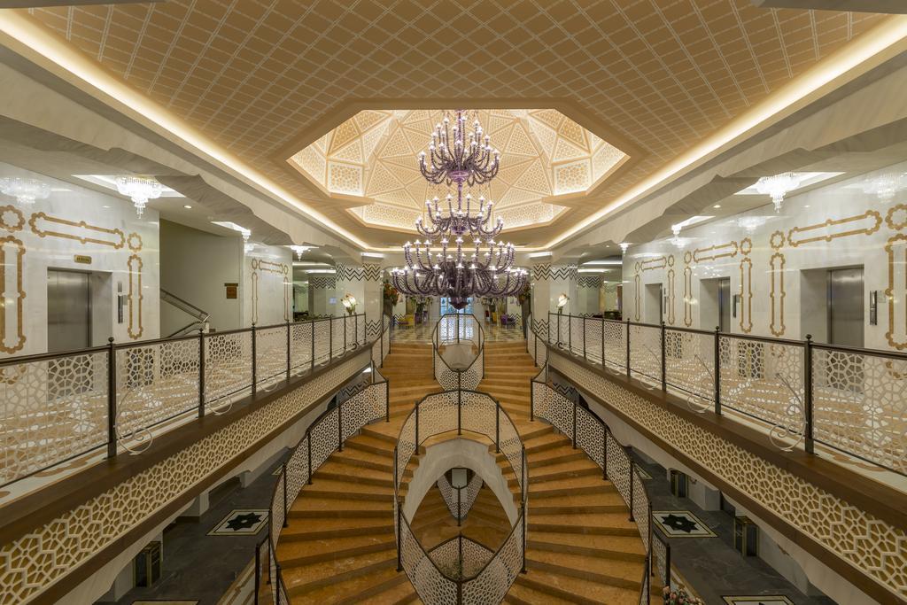 Royal Taj Mahal Hotel Sidé Extérieur photo